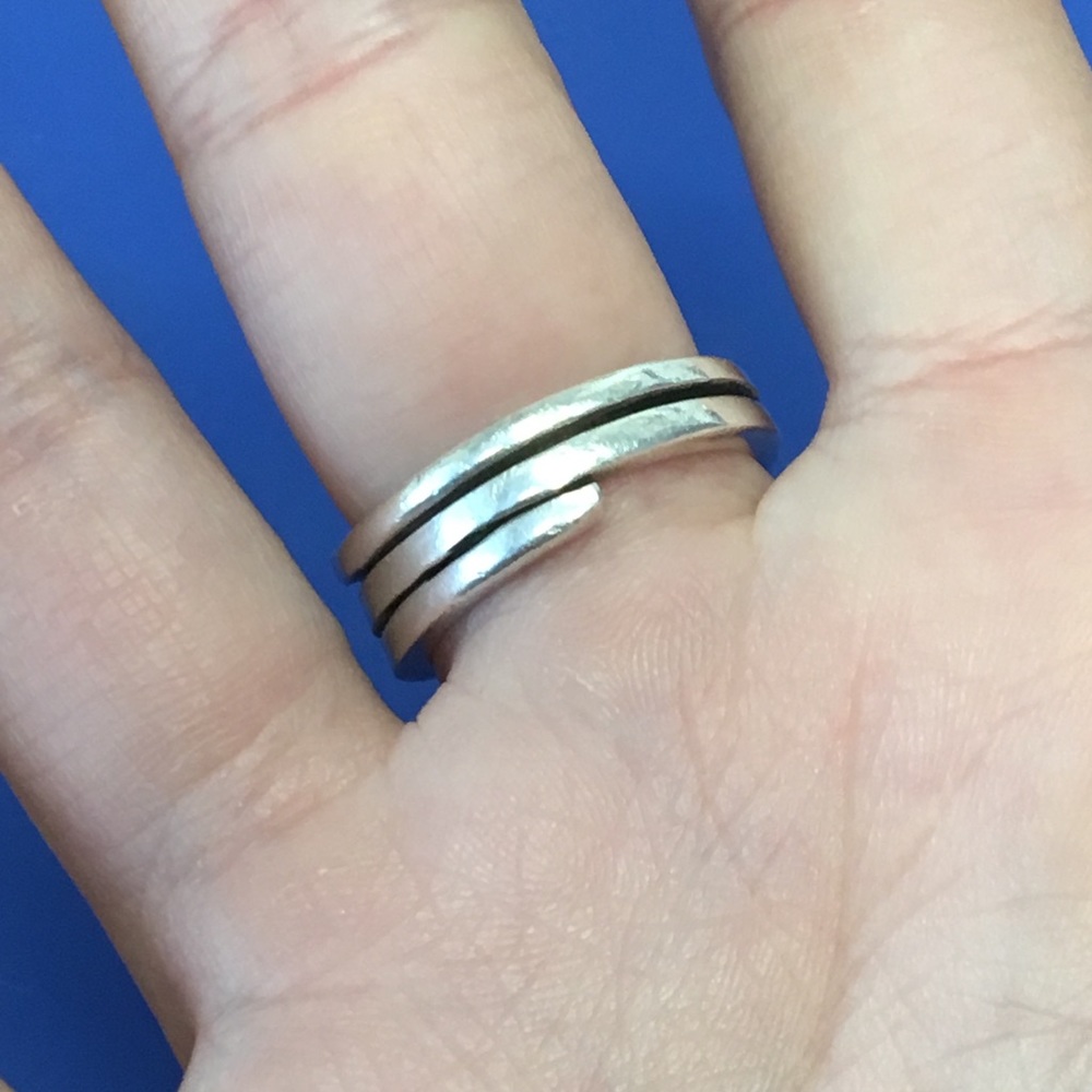 Sterling Green Stone Ring - Picture 6 of 8